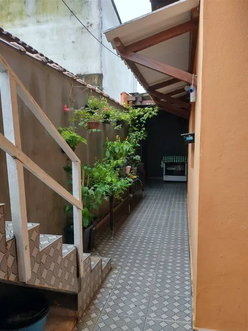 Casa com 2 quartos à venda, 129m2 em Itanhaem - SP - imagem 5 Foto 5 de Casa com 2 quartos à venda, 129m2 em Itanhaem - SP