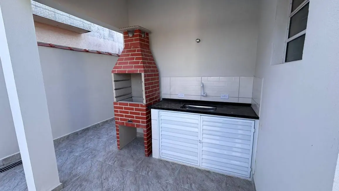 Foto 3 de Casa com 2 quartos à venda, 125m2 em Itanhaem - SP