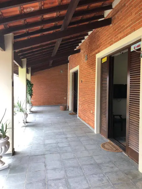 Foto 1 de Casa com 6 quartos à venda, 362m2 em Itanhaem - SP