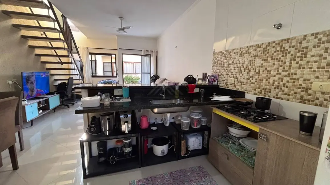 Casa de Condomínio com 2 quartos à venda, 67m2 em Itanhaem - SP - imagem 5 Foto 5 de Casa de Condomínio com 2 quartos à venda, 67m2 em Itanhaem - SP