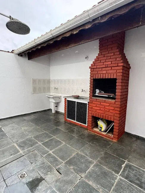 Foto 6 de Casa com 2 quartos à venda, 125m2 em Itanhaem - SP
