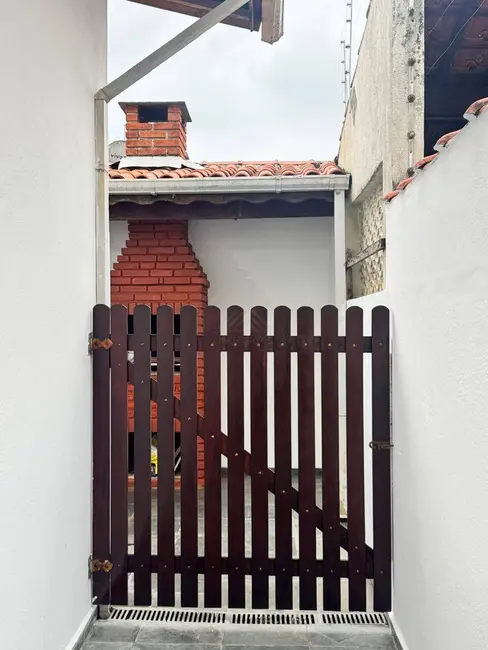 Foto 5 de Casa com 2 quartos à venda, 125m2 em Itanhaem - SP