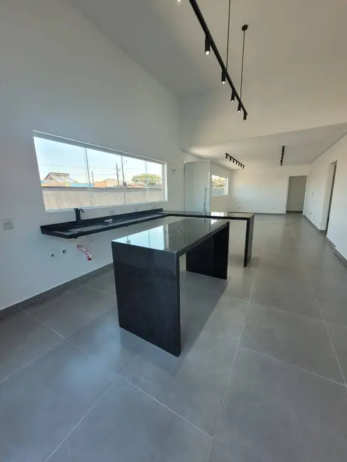 Foto 7 de Casa com 3 quartos à venda, 422m2 em Itanhaem - SP