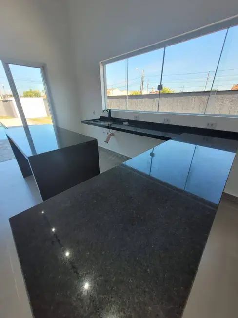 Foto 8 de Casa com 3 quartos à venda, 422m2 em Itanhaem - SP