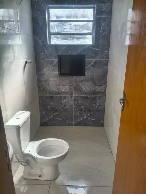 Casa com 2 quartos à venda, 150m2 em Itanhaem - SP - imagem 8 Foto 8 de Casa com 2 quartos à venda, 150m2 em Itanhaem - SP