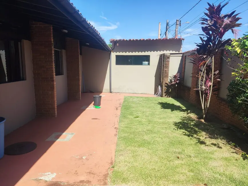 Foto 4 de Casa com 3 quartos à venda, 270m2 em Itanhaem - SP