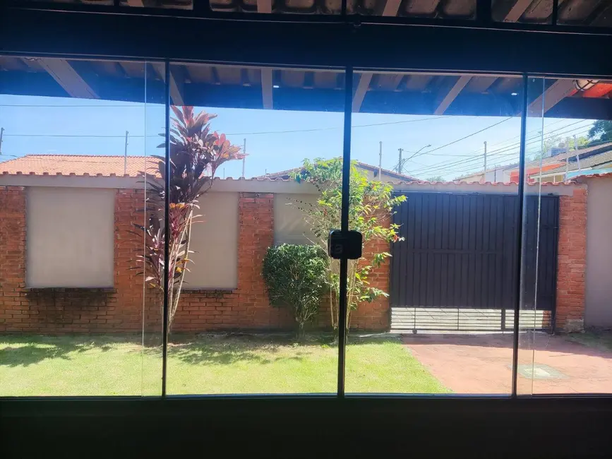 Foto 1 de Casa com 3 quartos à venda, 270m2 em Itanhaem - SP