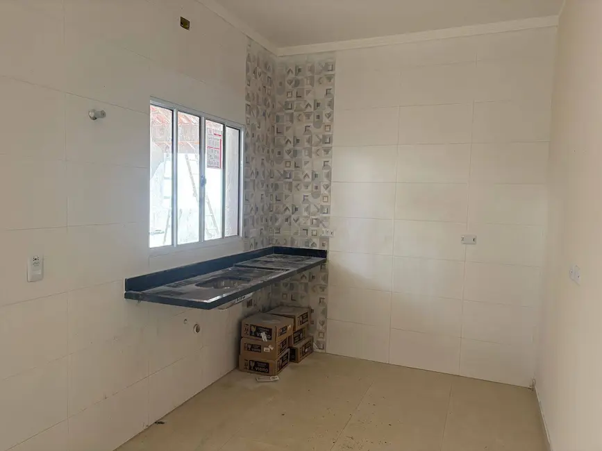 Foto 5 de Casa com 2 quartos à venda, 210m2 em Itanhaem - SP