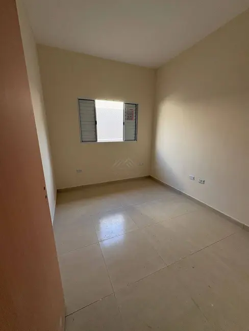 Foto 9 de Casa com 2 quartos à venda, 210m2 em Itanhaem - SP