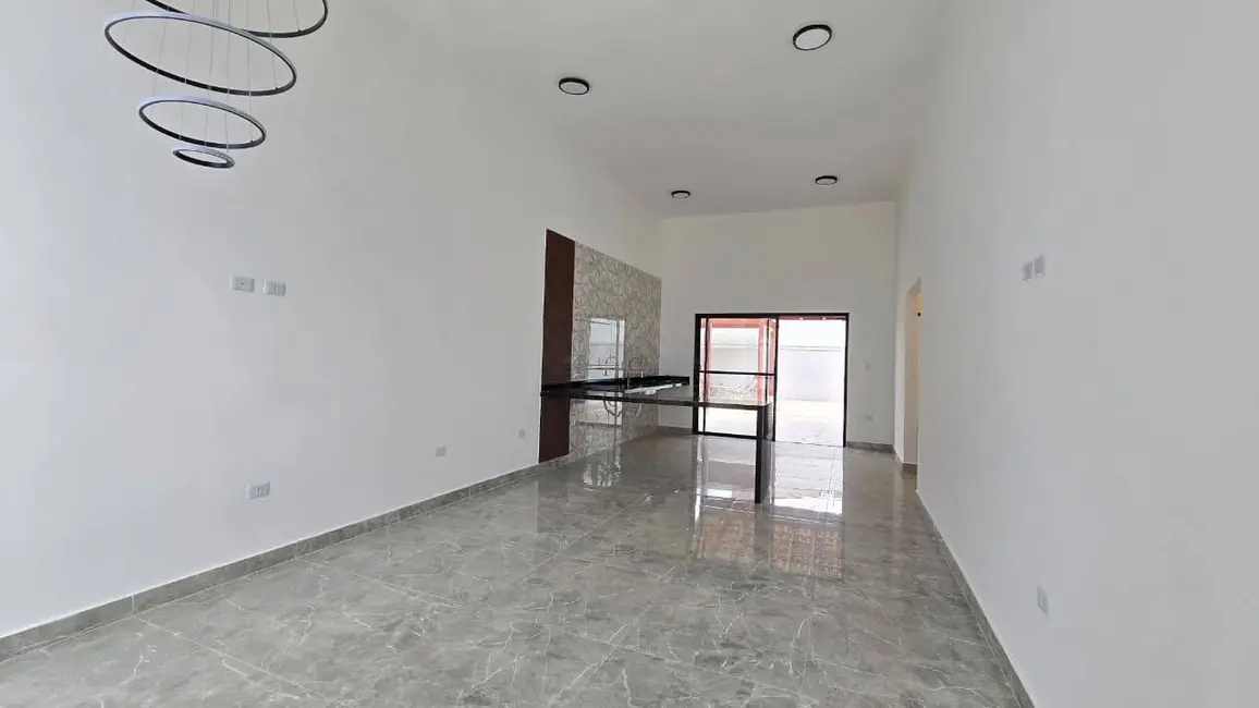 Foto 5 de Casa com 3 quartos à venda, 128m2 em Itanhaem - SP