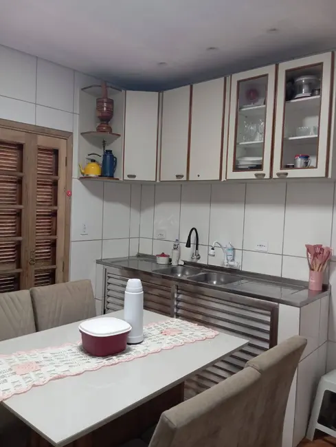 Foto 3 de Casa com 3 quartos à venda, 125m2 em Itanhaem - SP