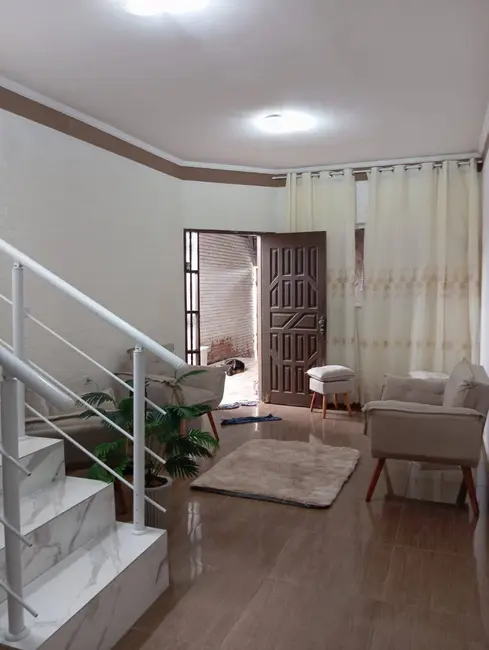 Foto 5 de Casa com 3 quartos à venda, 125m2 em Itanhaem - SP