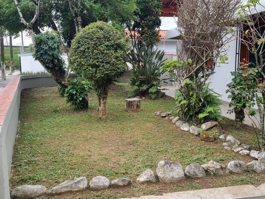 Foto 8 de Casa com 5 quartos à venda, 394m2 em Itanhaem - SP