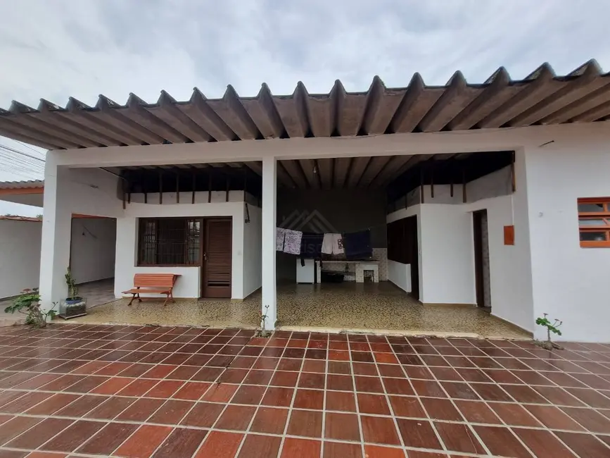 Foto 4 de Casa com 5 quartos à venda, 394m2 em Itanhaem - SP