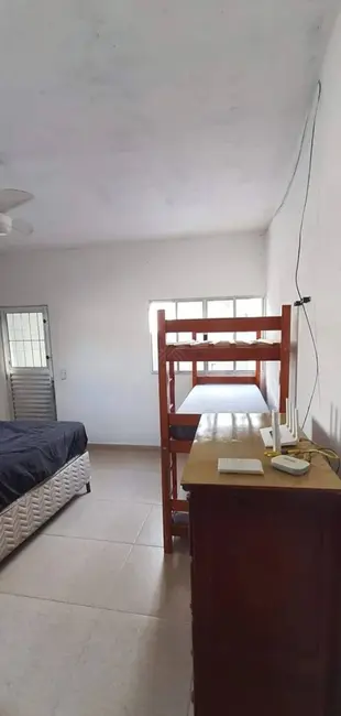 Casa com 2 quartos à venda, 270m2 em Itanhaem - SP - imagem 9 Foto 9 de Casa com 2 quartos à venda, 270m2 em Itanhaem - SP