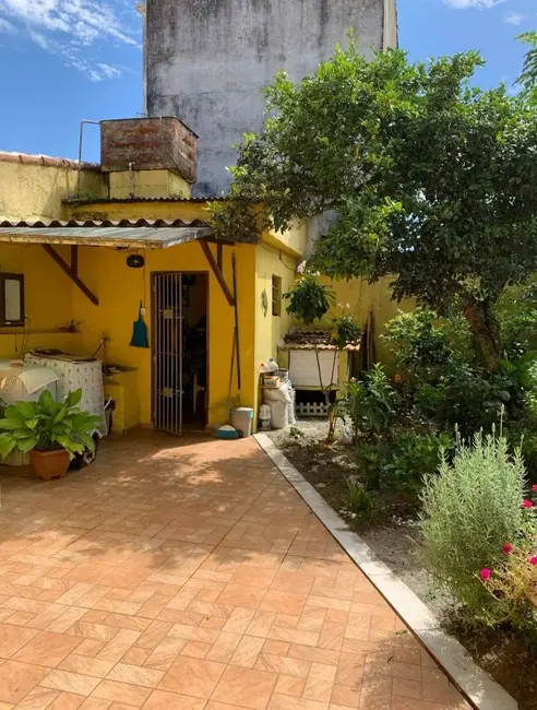 Foto 4 de Casa com 2 quartos à venda, 250m2 em Itanhaem - SP