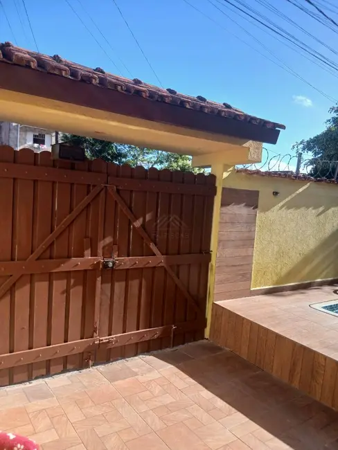 Foto 3 de Casa com 2 quartos à venda, 250m2 em Itanhaem - SP