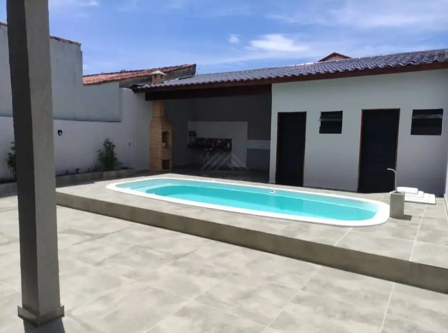 Foto 1 de Casa com 3 quartos à venda, 355m2 em Itanhaem - SP