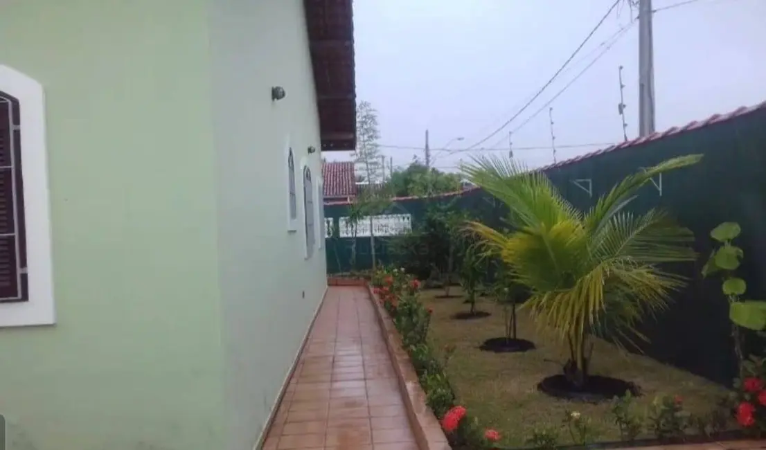 Foto 6 de Casa com 3 quartos à venda, 125m2 em Peruibe - SP