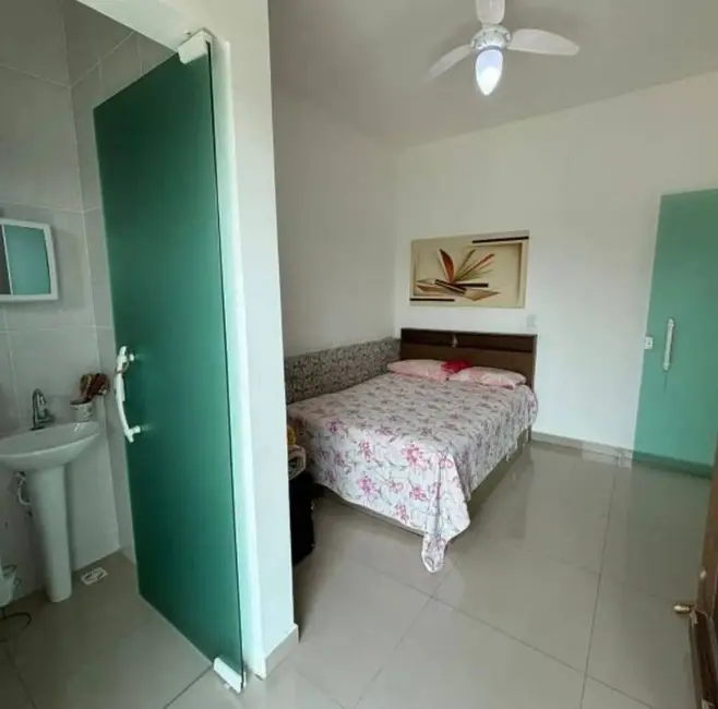 Casa de Condomínio com 2 quartos à venda, 8m2 em Itanhaem - SP - imagem 5 Foto 5 de Casa de Condomínio com 2 quartos à venda, 8m2 em Itanhaem - SP