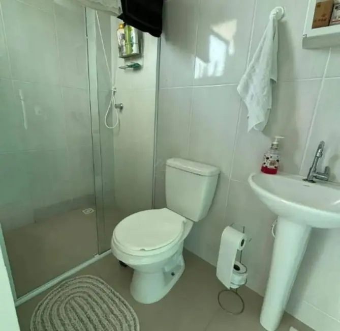 Casa de Condomínio com 2 quartos à venda, 8m2 em Itanhaem - SP - imagem 6 Foto 6 de Casa de Condomínio com 2 quartos à venda, 8m2 em Itanhaem - SP