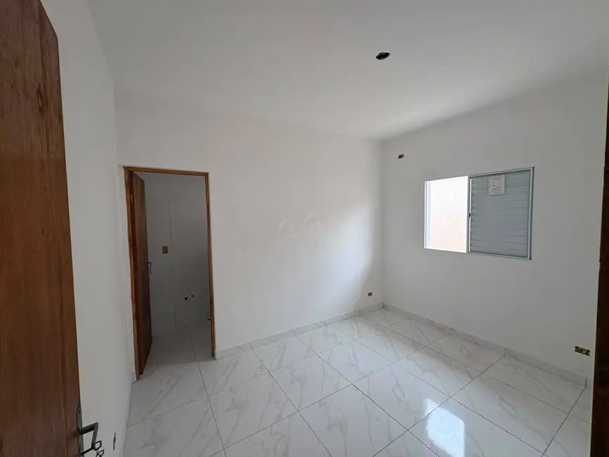 Foto 5 de Casa com 2 quartos à venda, 140m2 em Itanhaem - SP