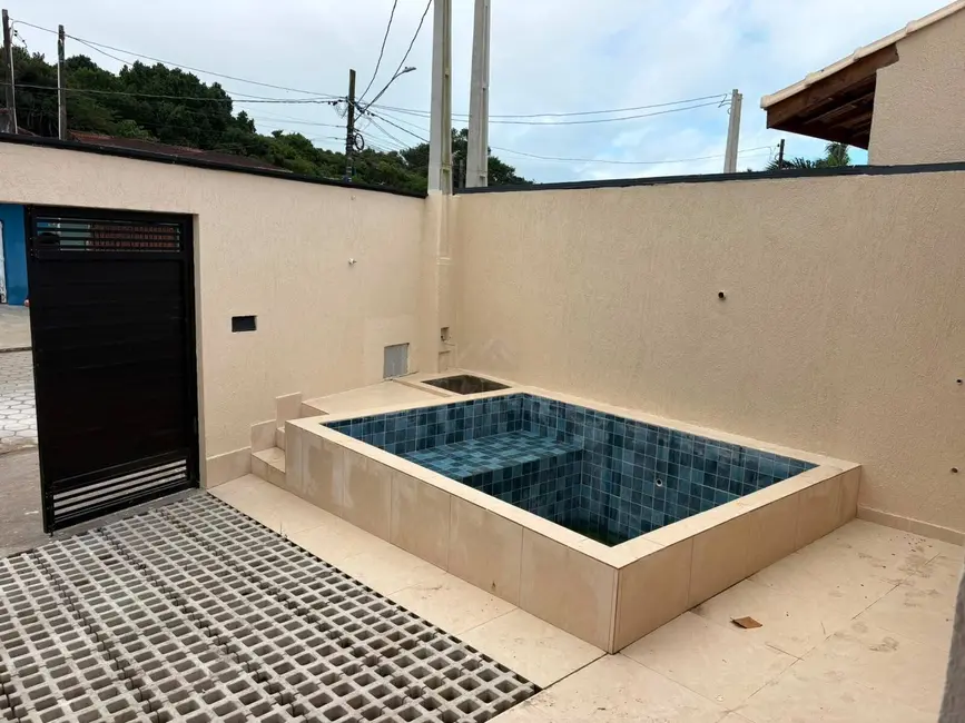 Foto 8 de Casa com 2 quartos à venda, 140m2 em Itanhaem - SP