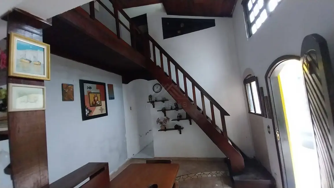 Casa com 4 quartos à venda, 144m2 em Itanhaem - SP - imagem 7 Foto 7 de Casa com 4 quartos à venda, 144m2 em Itanhaem - SP