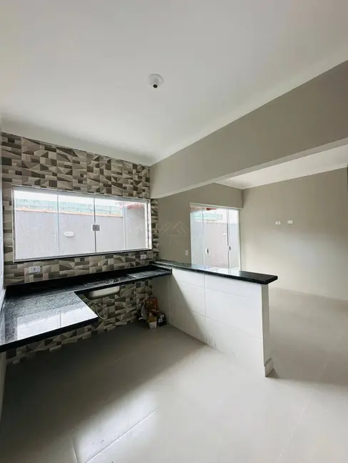 Foto 9 de Casa com 2 quartos à venda, 138m2 em Itanhaem - SP