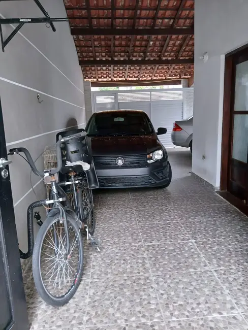 Casa com 5 quartos à venda, 250m2 em Itanhaem - SP - imagem 5 Foto 5 de Casa com 5 quartos à venda, 250m2 em Itanhaem - SP