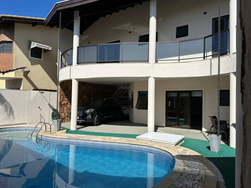 Foto 1 de Casa com 4 quartos à venda, 337m2 em Itanhaem - SP