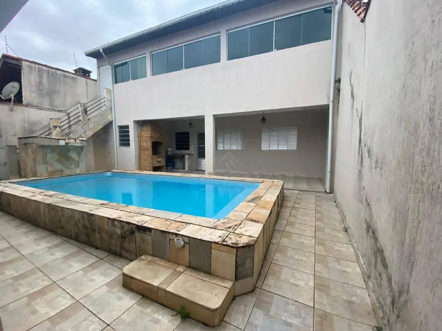 Foto 1 de Casa com 3 quartos à venda, 346m2 em Itanhaem - SP