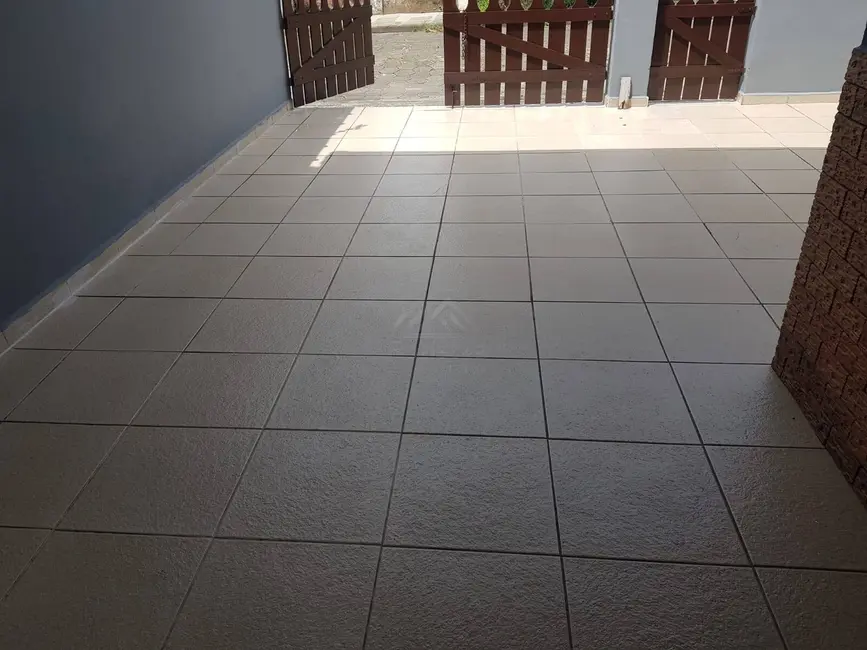 Foto 5 de Casa com 2 quartos à venda, 160m2 em Itanhaem - SP