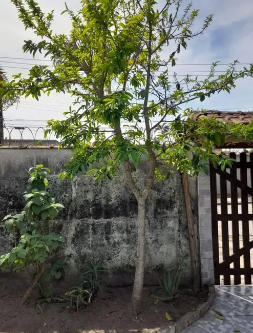 Foto 1 de Casa com 2 quartos à venda, 295m2 em Itanhaem - SP