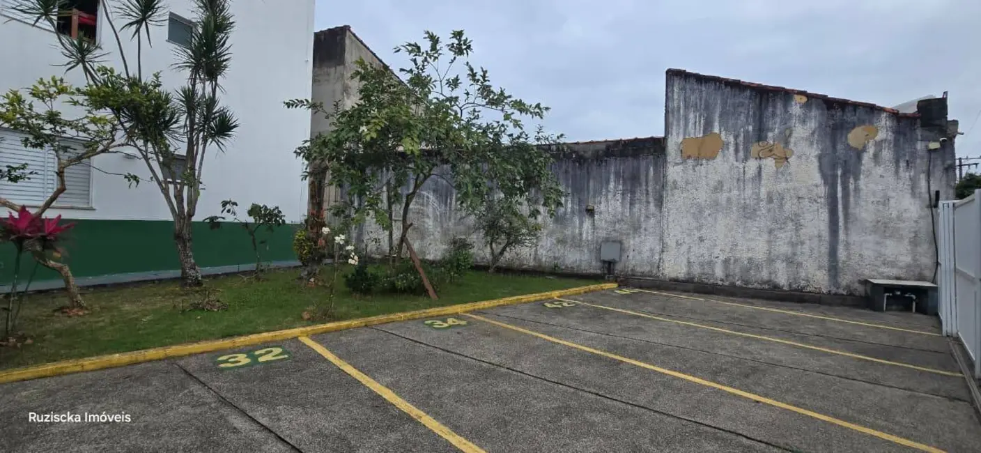 Foto 4 de Apartamento com 2 quartos à venda, 55m2 em Mongagua - SP
