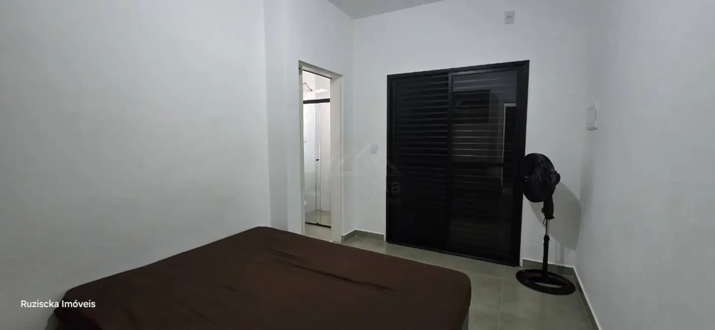 Casa de Condomínio com 2 quartos à venda, 74m2 em Itanhaem - SP - imagem 9 Foto 9 de Casa de Condomínio com 2 quartos à venda, 74m2 em Itanhaem - SP