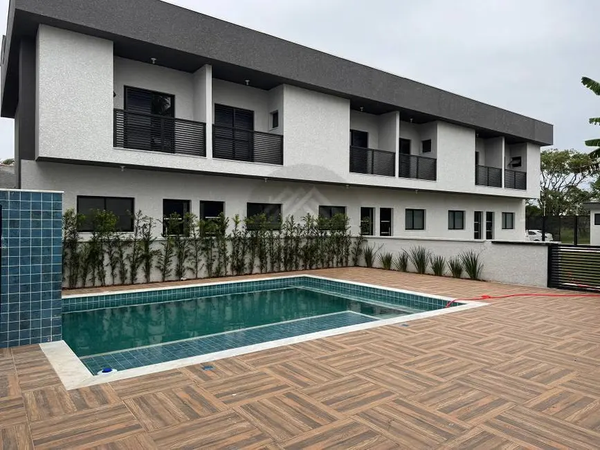 Casa de Condomínio com 2 quartos à venda, 74m2 em Itanhaem - SP - imagem 2 Foto 2 de Casa de Condomínio com 2 quartos à venda, 74m2 em Itanhaem - SP