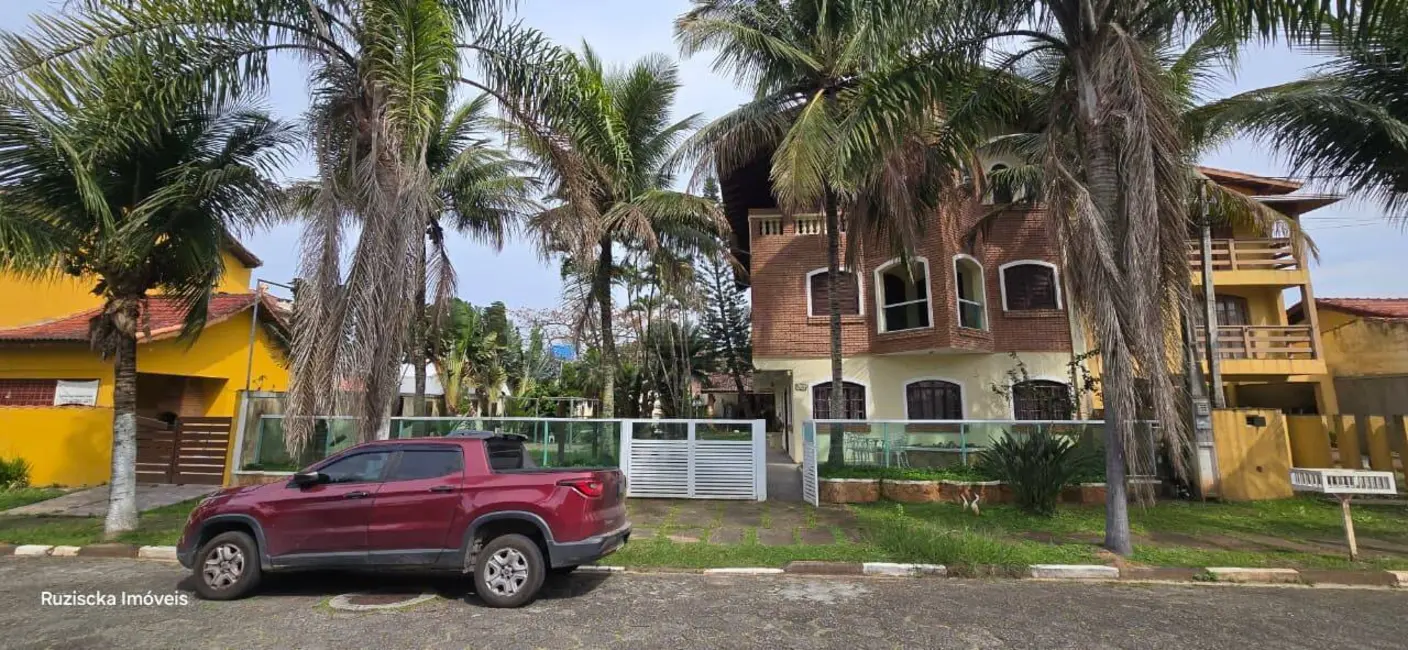 Casa de Condomínio com 5 quartos à venda, 600m2 em Itanhaem - SP - imagem 2 Foto 2 de Casa de Condomínio com 5 quartos à venda, 600m2 em Itanhaem - SP