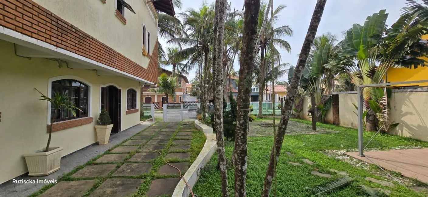 Casa de Condomínio com 5 quartos à venda, 600m2 em Itanhaem - SP - imagem 8 Foto 8 de Casa de Condomínio com 5 quartos à venda, 600m2 em Itanhaem - SP