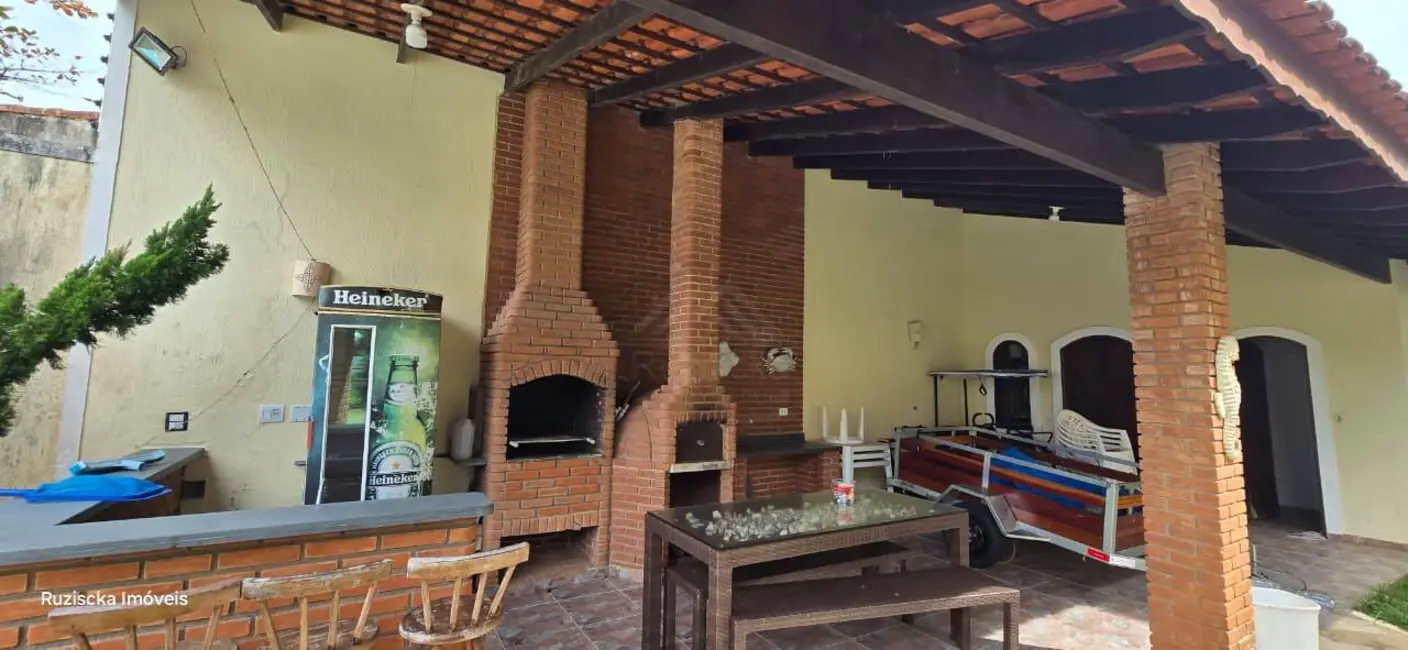 Casa de Condomínio com 5 quartos à venda, 600m2 em Itanhaem - SP - imagem 7 Foto 7 de Casa de Condomínio com 5 quartos à venda, 600m2 em Itanhaem - SP
