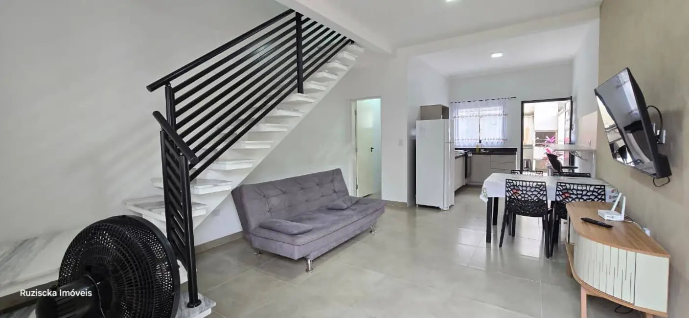 Casa de Condomínio com 2 quartos à venda, 74m2 em Itanhaem - SP - imagem 5 Foto 5 de Casa de Condomínio com 2 quartos à venda, 74m2 em Itanhaem - SP