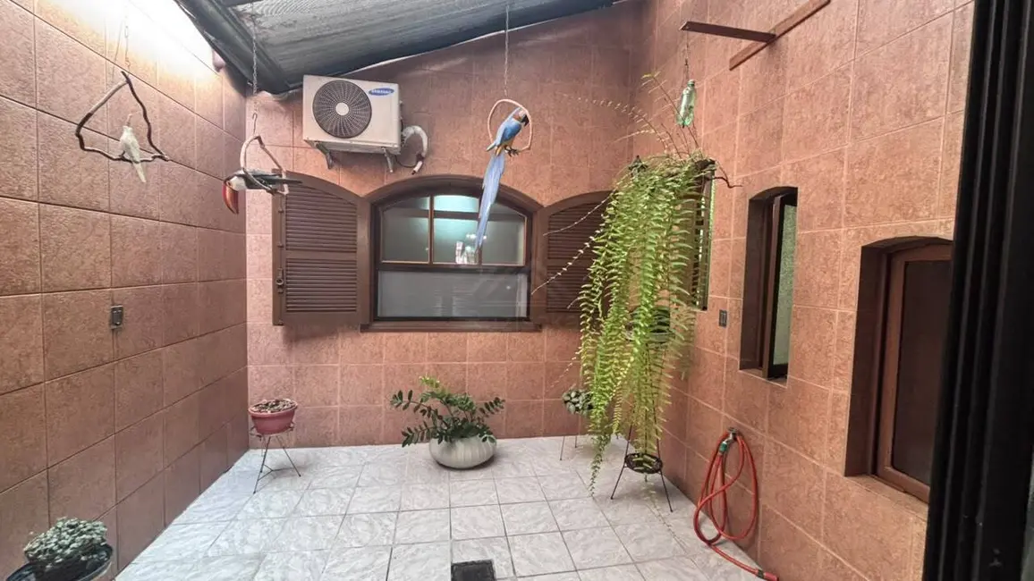 Foto 7 de Casa com 5 quartos à venda, 400m2 em Vila São Paulo, Itanhaem - SP