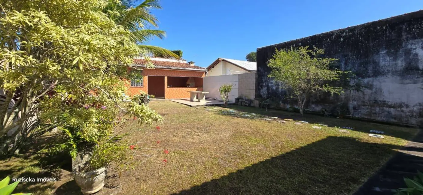 Casa com 3 quartos à venda, 600m2 em Itanhaem - SP - imagem 8 Foto 8 de Casa com 3 quartos à venda, 600m2 em Itanhaem - SP
