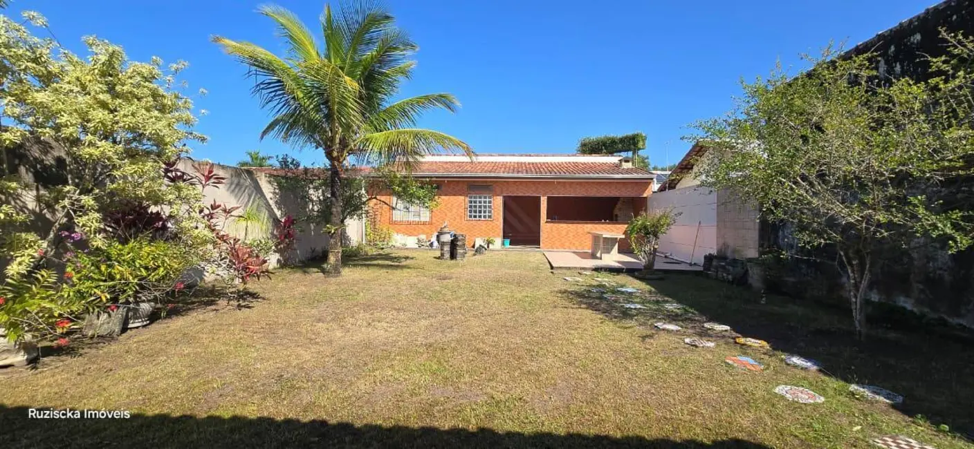 Casa com 3 quartos à venda, 600m2 em Itanhaem - SP - imagem 9 Foto 9 de Casa com 3 quartos à venda, 600m2 em Itanhaem - SP