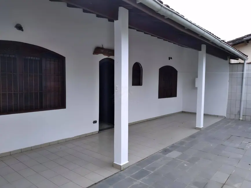 Foto 2 de Casa com 1 quarto à venda, 270m2 em Itanhaem - SP