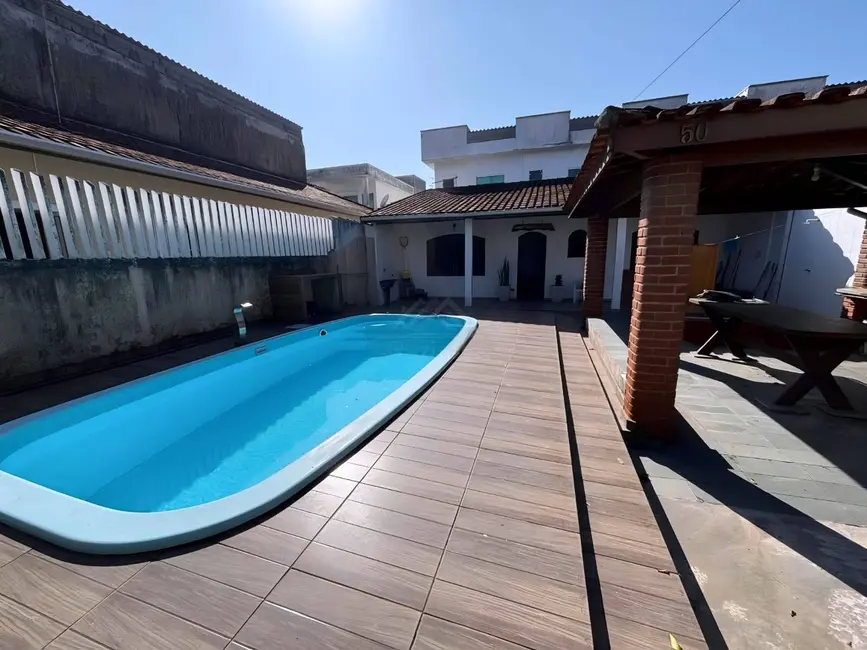 Foto 3 de Casa com 1 quarto à venda, 270m2 em Itanhaem - SP