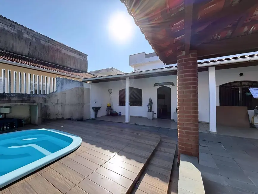Foto 4 de Casa com 1 quarto à venda, 270m2 em Itanhaem - SP