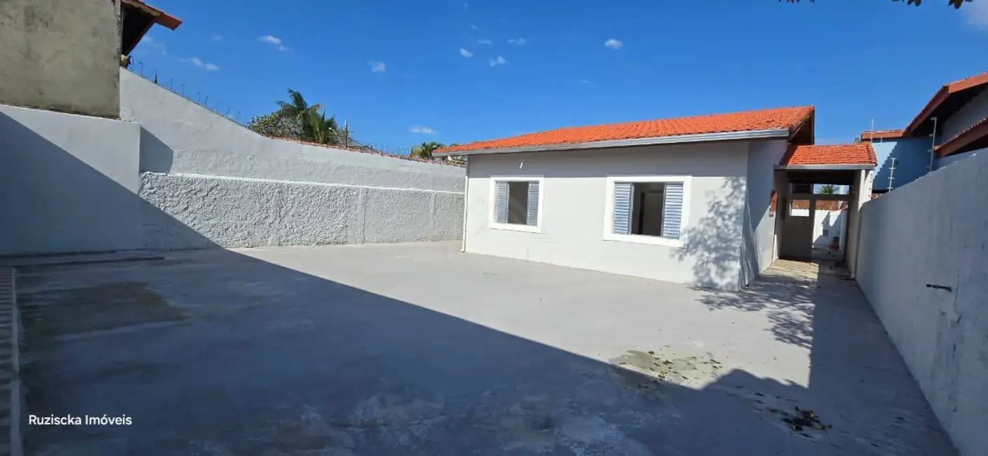 Foto 4 de Casa com 2 quartos à venda, 420m2 em Itanhaem - SP