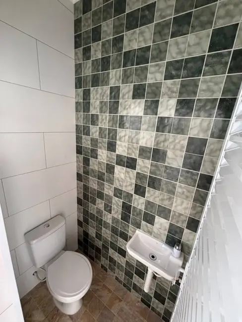 Foto 8 de Casa com 2 quartos à venda, 135m2 em Mongagua - SP