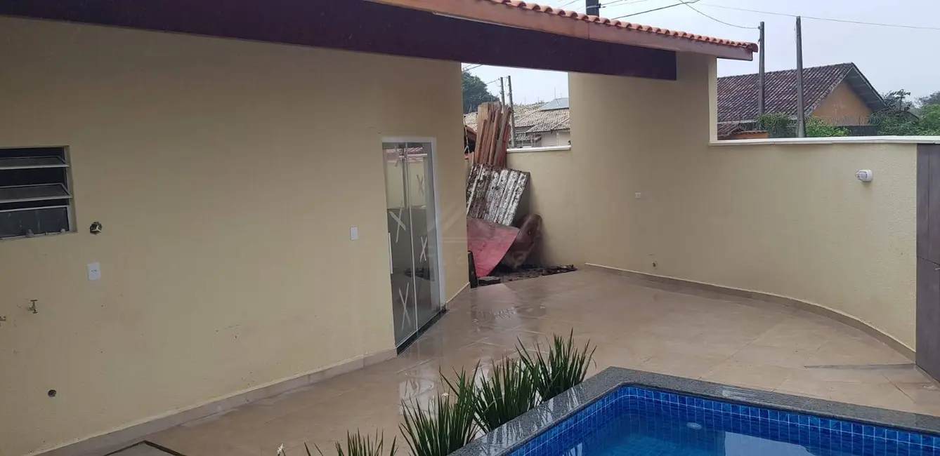 Foto 8 de Casa com 2 quartos à venda, 60m2 em Itanhaem - SP